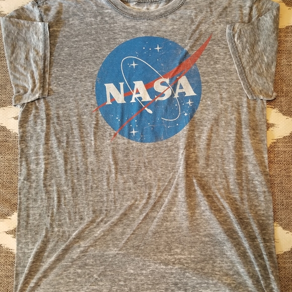Men's Large NASA Tshirt - Picture 1 of 1